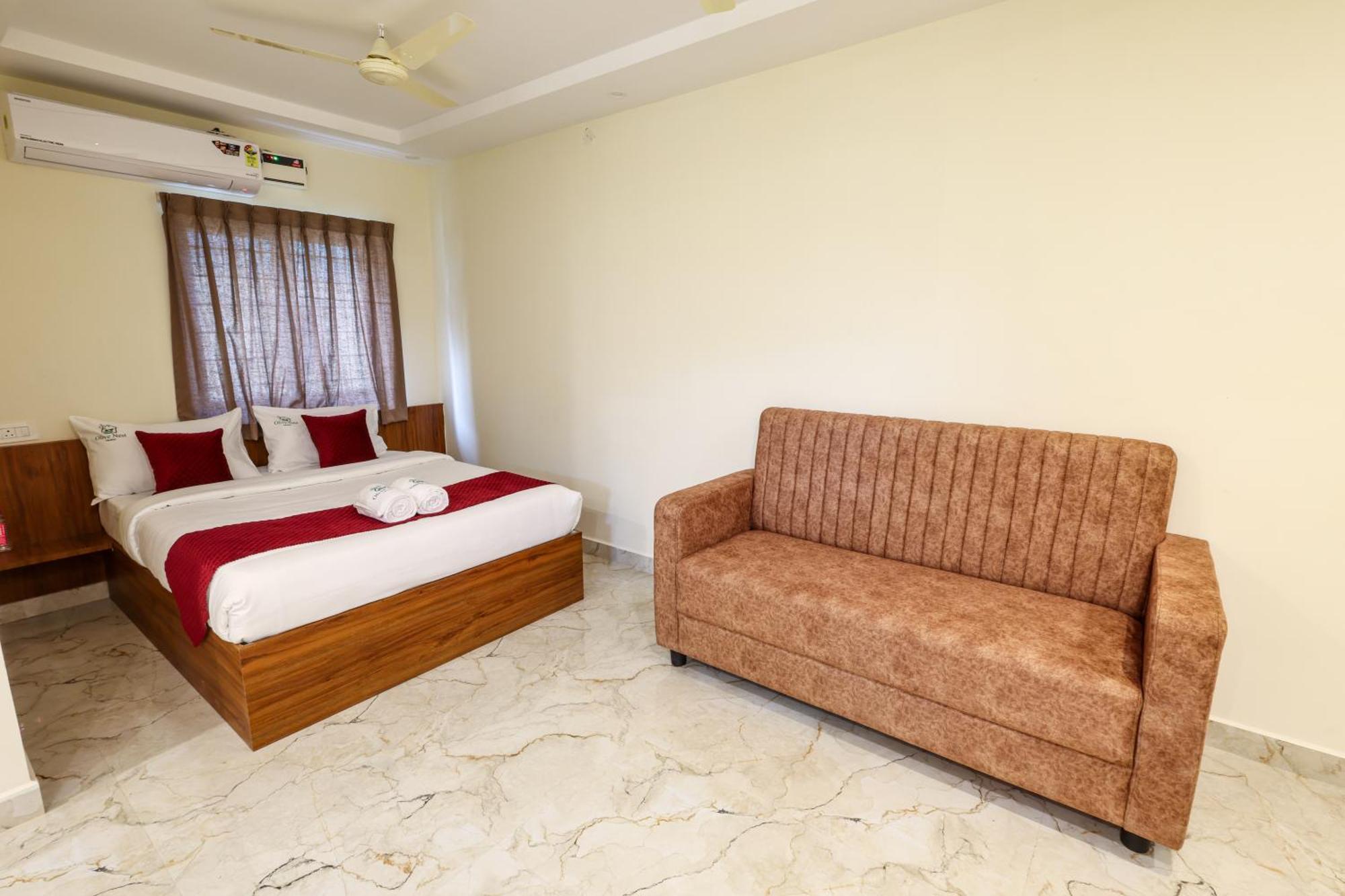 Olive Nest- Tirupati Bus Stand- 300 Meters, Railway Station- 400 Meters Hotel Exterior photo