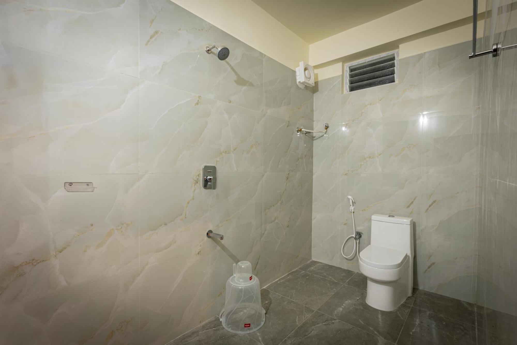 Olive Nest- Tirupati Bus Stand- 300 Meters, Railway Station- 400 Meters Hotel Exterior photo