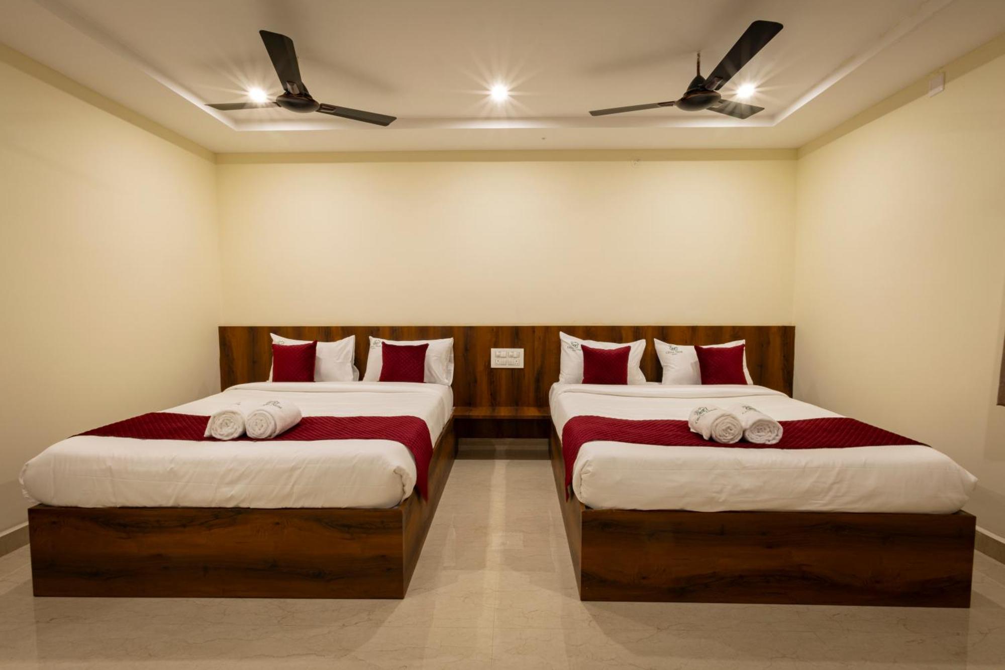 Olive Nest- Tirupati Bus Stand- 300 Meters, Railway Station- 400 Meters Hotel Exterior photo